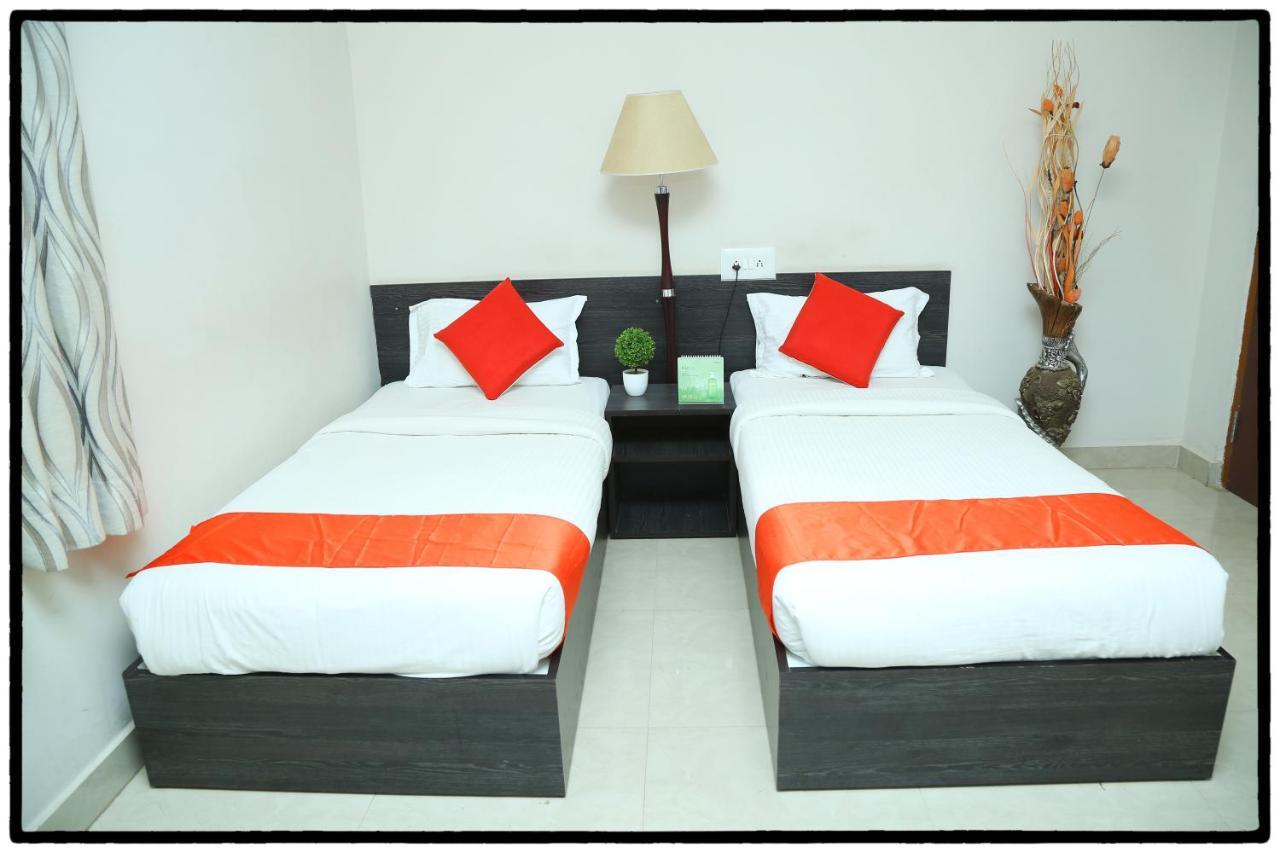 Orange Corner Bangalore Airport Hotel Exterior photo